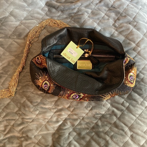 Deux lix peacock clutch brand new - Picture 4 of 4